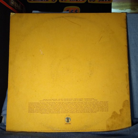 Joni Mitchell Court and Spark 1974 gatefold Embossed textured cover Vinyl record - Picture 2 of 5